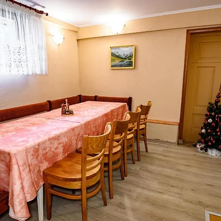 Lalev בית הארחה בנסקו